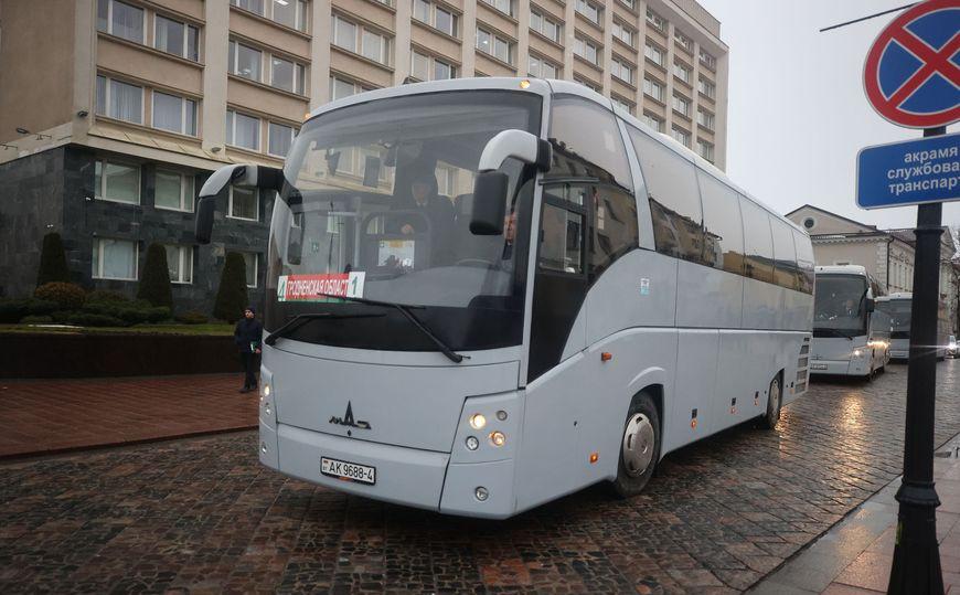 ФОТОФАКТ: Приглашение на мероприятие во Дворец Республики получили 245 человек из Гродненской области