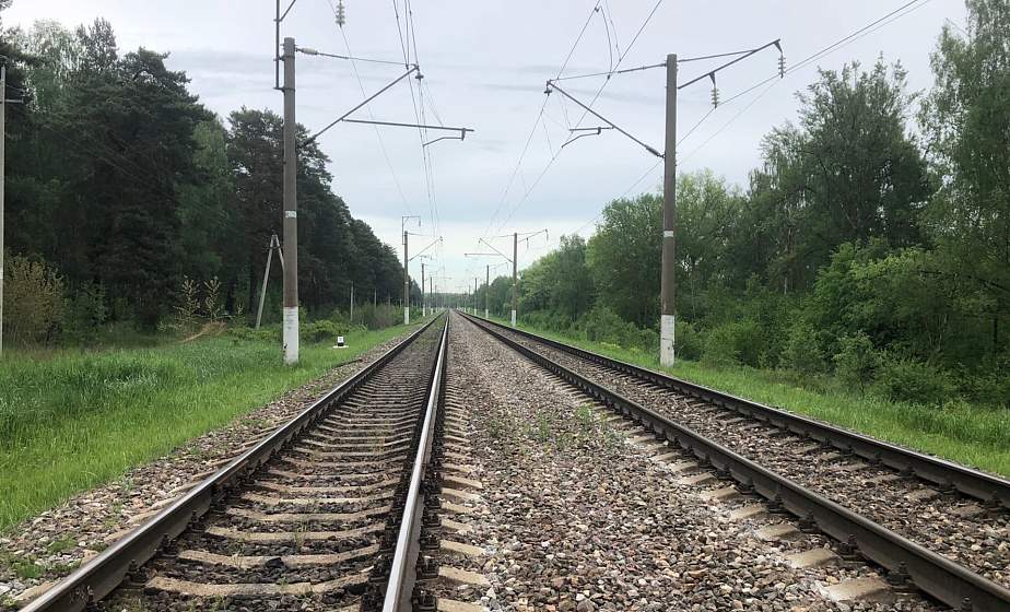 В Слониме молодой человек погиб под колесами локомотива. К чему приводит беспечность на железной дороге