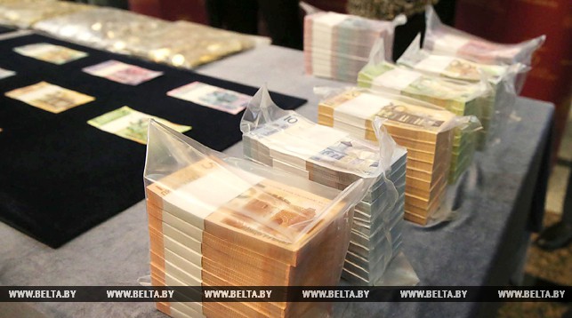 Практически все регионы Беларуси уже обеспечены новыми деньгами