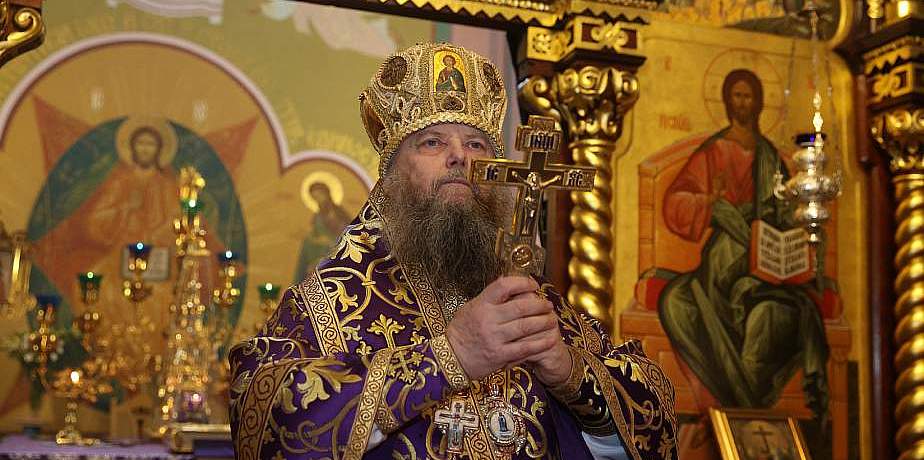 Священникам в первую очередь надо призывать людей к взаимному согласию, умиротворению и сохранению благоразумия, а не к разделению на «своих и чужих»