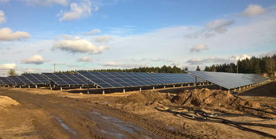 В Новогрудском районе  начала работать первая солнечная электростанция