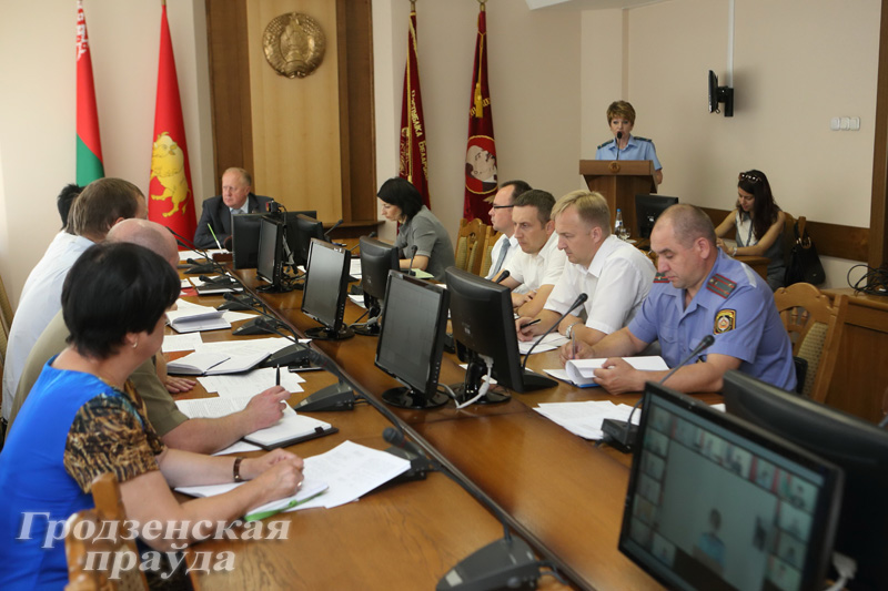 В Гродно обсудили проблему защиты детей в неблагополучных семьях