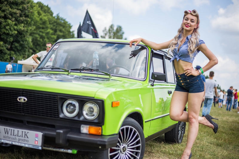1000 литров топлива в подарок, лучшие тюнинг-проекты и яркие девушки. Юбилейный фестиваль «SunDay»  (+программа)