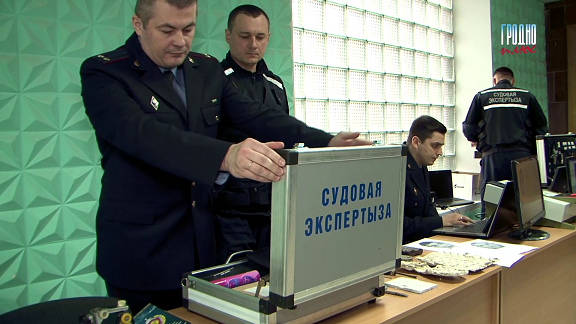 Как найти преступника по запаху и определить, содержит ли SMS угрозу? (+Видео)