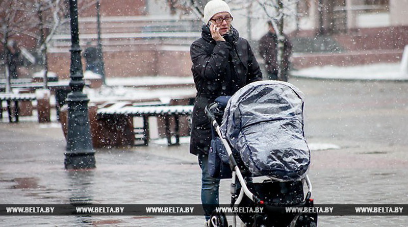 Пособия по уходу за ребенком в возрасте до 3 лет возрастут с февраля