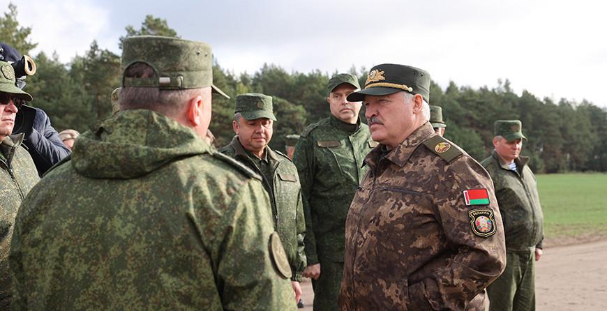 Александр Лукашенко предупредил страны Запада: пусть даже не рассчитывают раскачать Беларусь