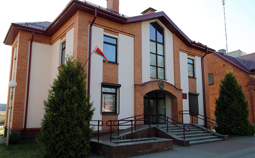 Протестные надписи и порча имущества на железной дороге. Прокуратура Щучинского района возбудила уголовное дело