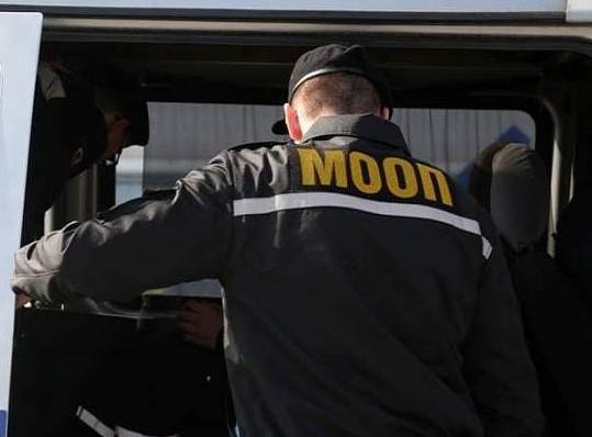  Добровольные помощники правоохранителей. Бойцы МООП помогают в обеспечении правопорядка на участках для голосования