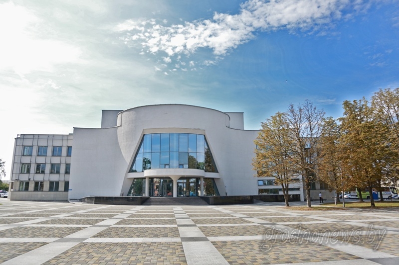 У нас каждый может найти свою нишу для самореализации, пространство для творчества, чтобы общим делом прославлять родную страну