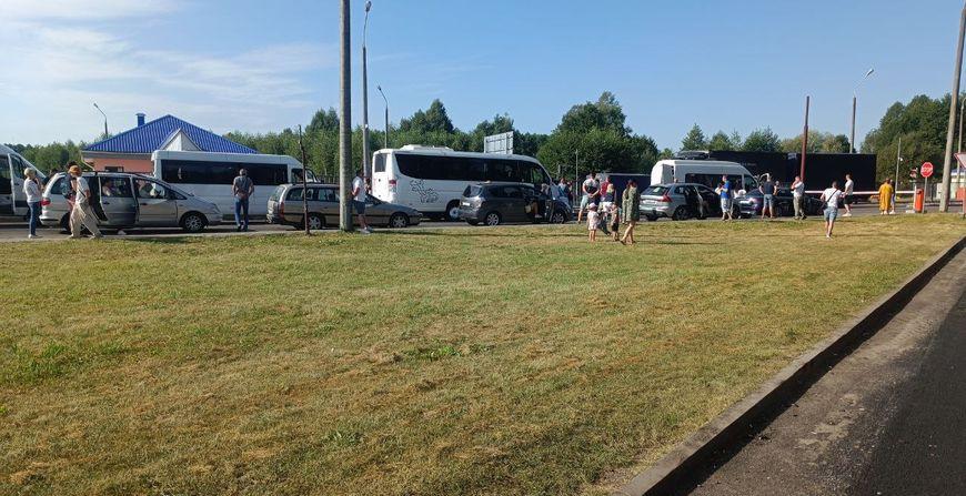 ГПК о ситуации в "Берестовице": польские пограничники существенно замедлили пропуск транспорта