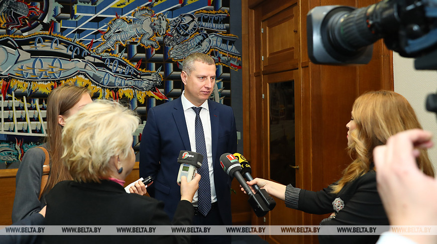 Дмитрий Крутой: платить российским нефтяным компаниям премии в прежних объемах бессмысленно и нецелесообразно