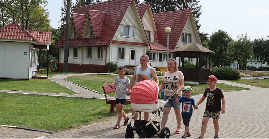 Более 127 тыс. депозитов для многодетных открыто по программе "Семейный капитал"