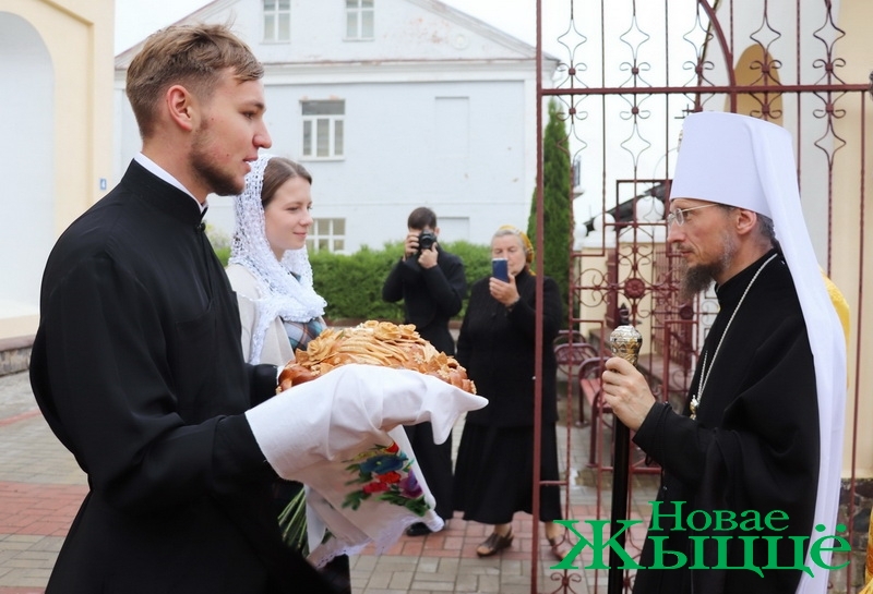 Митрополит Минский и Заславский Вениамин посетил Новогрудок и возглавил богослужение в Свято-Никольском кафедральном соборе