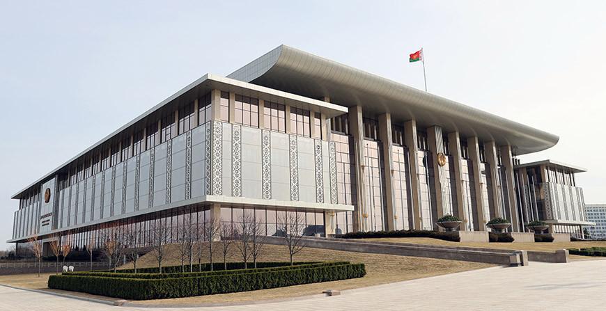 Внесены изменения в законодательство по вопросам валютного регулирования и контроля