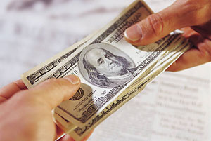 Возле рынка «Южный» задержан валютчик