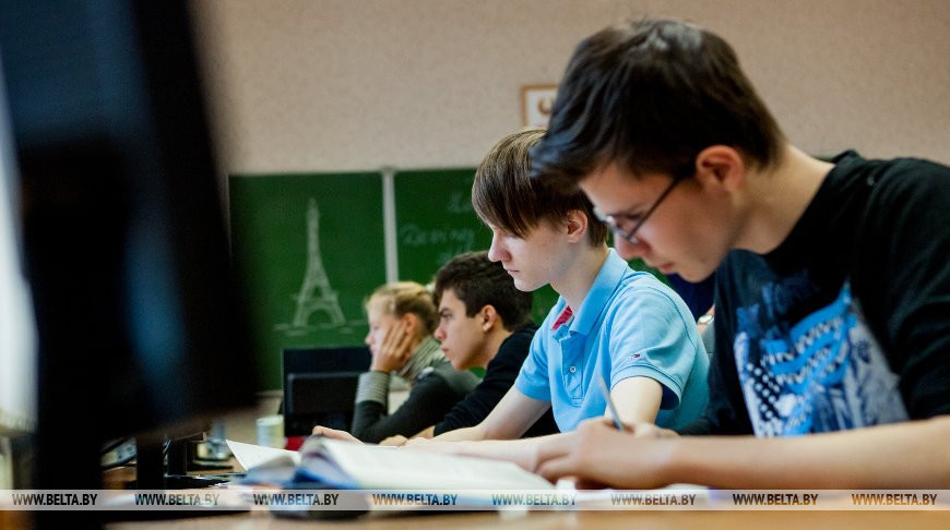 Учебный год продлевать не планируется - Минобразования