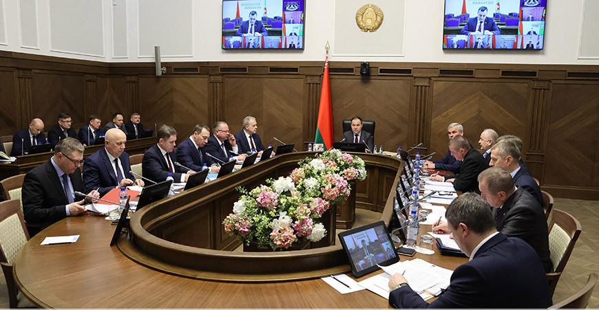 Роман Головченко: на подходе масштабный документ по совершенствованию социально-экономической политики Беларуси