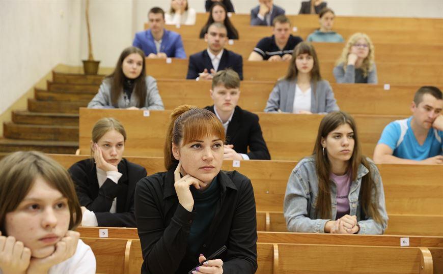 С 10 октября на Гродненщине стартует регистрация на первый этап репетиционного тестирования 