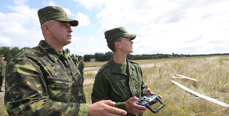 Академия авиации продолжает прием документов на платную форму обучения