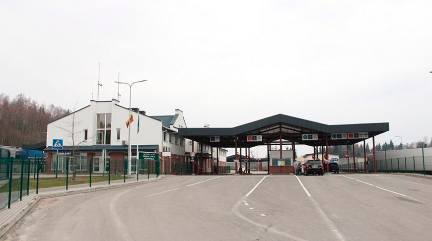 В литовском "Мядининкае" может замедлиться оформление транспорта из-за сокращения числа сотрудников