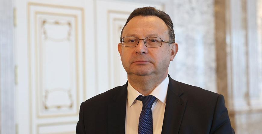 Минздрав ведет мониторинг средней зарплаты работников отрасли