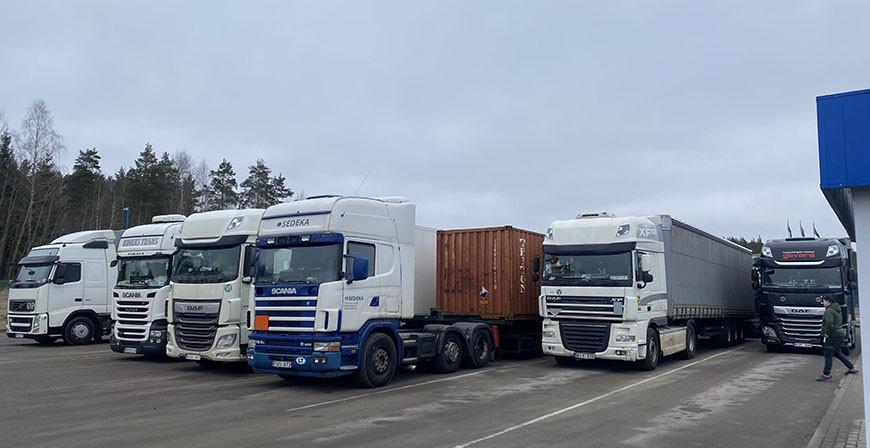 ГПК: очередь фур на въезд в Польшу - 1000, в Литву - более 1500