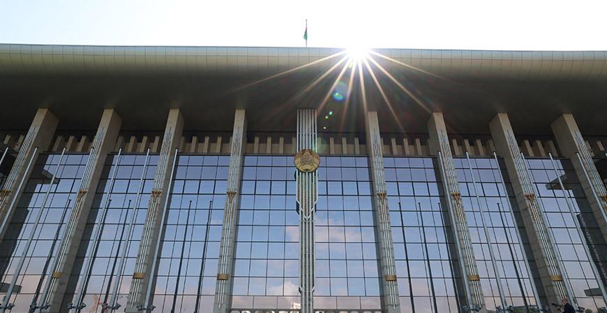 Александр Лукашенко одобрил проект межправсоглашения с Россией об условиях деятельности БРУ