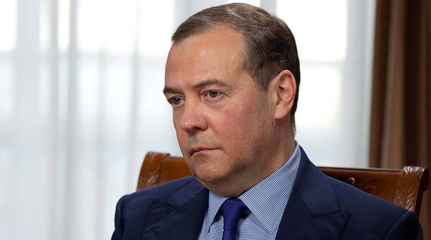 Дмитрий Медведев: Россия примет жесткие ответные меры на запрет транзита в Калининград