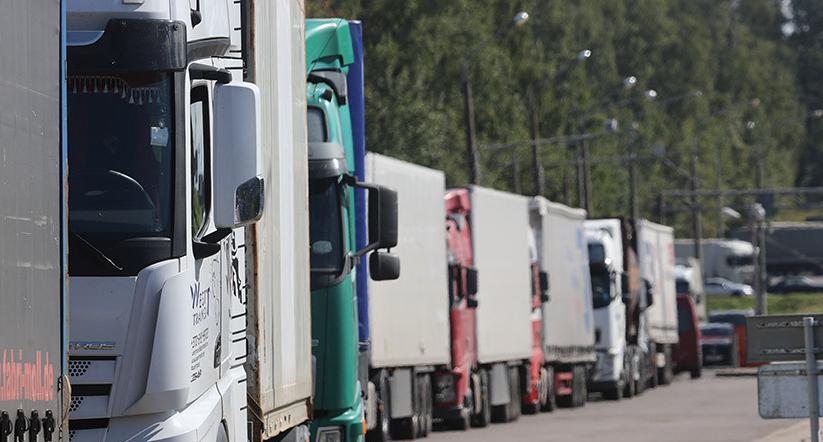 ГПК: напряженная ситуация на границе сохраняется, очереди ждут около 1900 фур