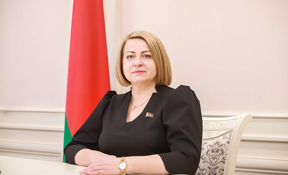 Старшыня Гродзенскага абласнога Савета дэпутатаў Алена Пасюта віншуе з Днём абаронцаў Айчыны