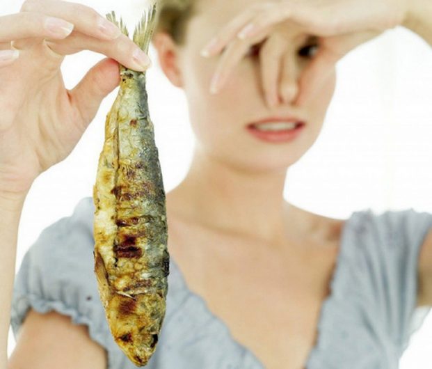 Специалисты Кореличской санстанции обнаружили 125 кг просроченной продукции в 97 магазинах района