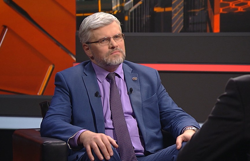 Вячеслав Данилович: «Проводить свою политику сохранения объективной исторической памяти белорусского народа нужно, чтобы нам не навязали ложные представления о Великой Отечественной войне»