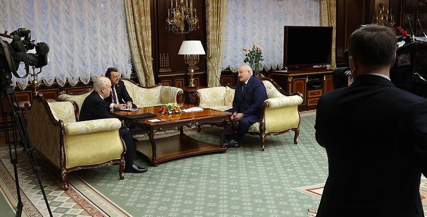 Александр Лукашенко отметил неожиданно высокую явку на прошедших выборах депутатов