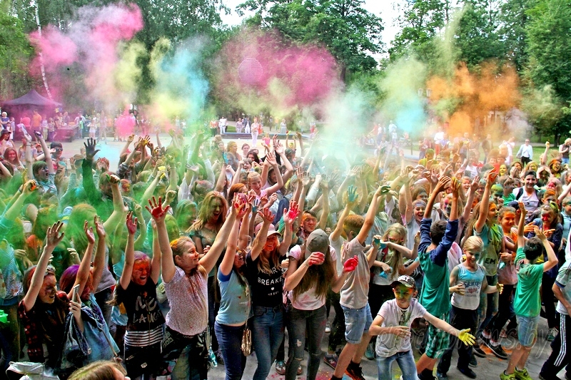  Лето в красках. ColorFest впервые пройдет на базе отдыха «Привал»
