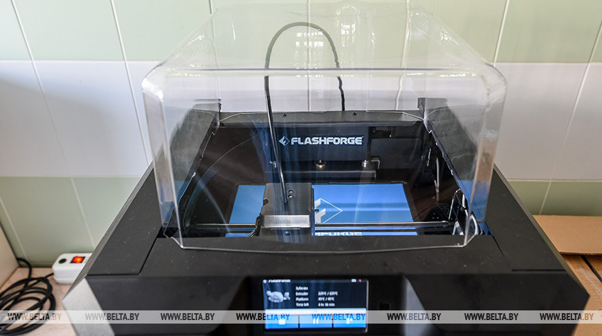 В Беларуси для медиков будут печатать средства защиты на 3D-принтерах