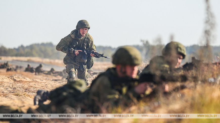 Во время учения "Славянское братство - 2020" отрабатывается защита границ Союзного государства