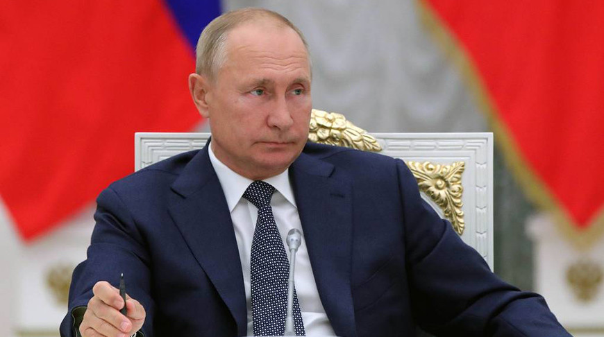 Владимир Путин продлил действие принятых из-за пандемии мер по урегулированию правового положения иностранцев