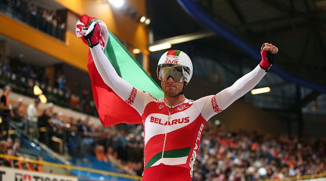 Велосипедист Евгений Королек победил в гонке по очкам на Гран-при Москвы