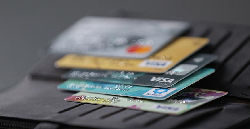 В Мостовском районе пенсионерка перевела «врачу» из Англии почти 10 тысяч рублей