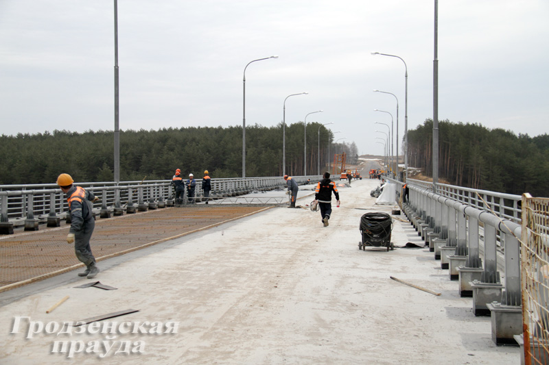 Строительство обходной дороги вокруг Гродно планируется завершить до конца мая (ФОТО)