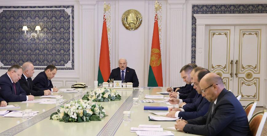 Железнодорожная ветка из Беларуси до Санкт-Петербурга. Александр Лукашенко рассказал подробности нового проекта с Россией