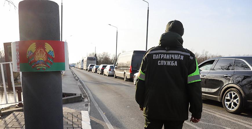 В Сморгони пограничники задержали афганца с фальшивым паспортом