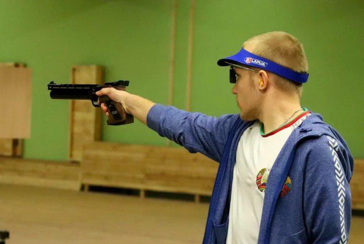 «Главное - контролировать эмоции во время выступления». Иван Казак представит Гродненщину в пулевой стрельбе на II Играх стран СНГ 