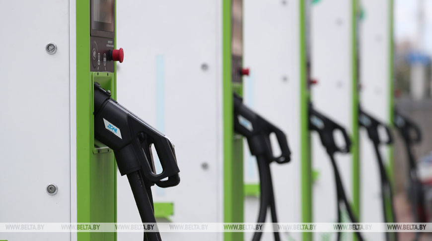"Белоруснефть" планирует в 2021 году увеличить число зарядных станций до 600