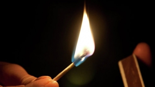 В Вороновском районе парень поджег дом, чтобы отомстить отцу девушки, который помешал встрече 