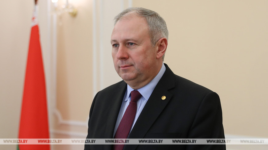 Сергей Румас предлагает нацелиться на серьезную дедолларизацию экономики ЕАЭС