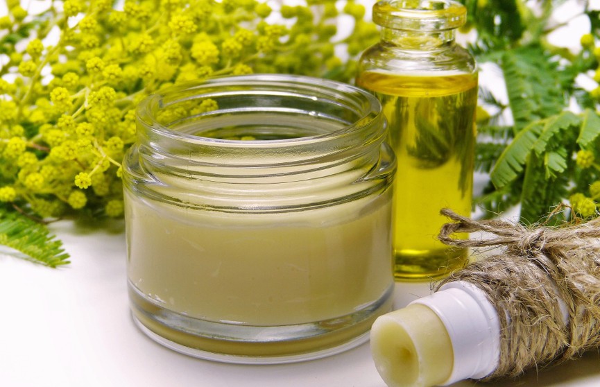 Как часто нужно менять средства по уходу? Отвечает дерматолог