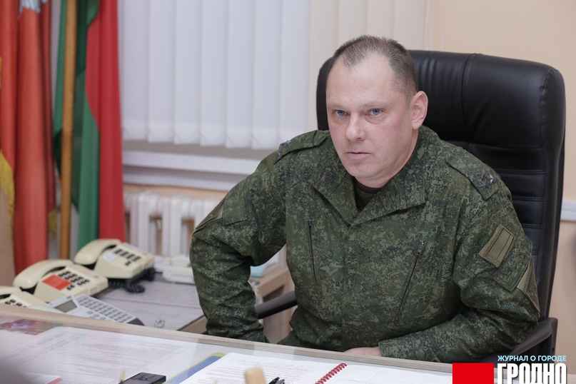 «В нашей бригаде не только танкисты!». Полковник Вадим Суров рассказал о  новых армейских ритуалах, танковом биатлоне и… розах