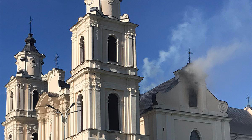 В Будславе загорелся костел