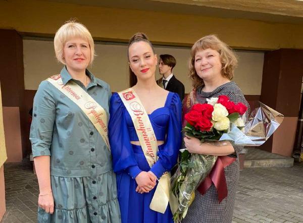 «Дала себе обещание». Гимназистка из Гродно набрала 100 баллов на ЦТ по биологии и рассказала о своей системе подготовки